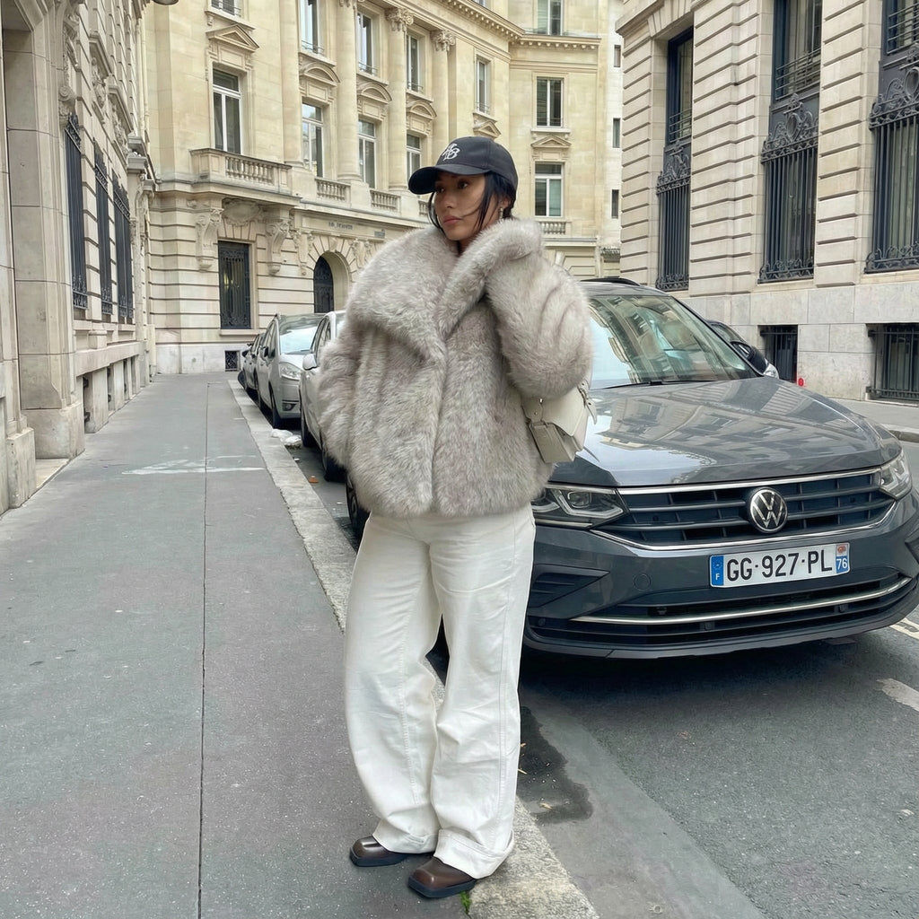 The Belle Pelzmantel