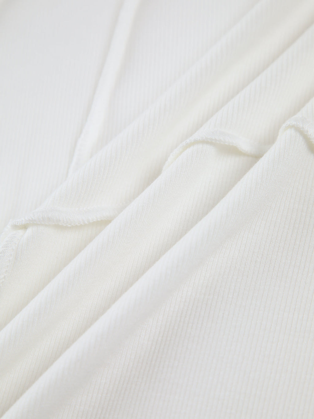 Enganliegendes Langarmshirt