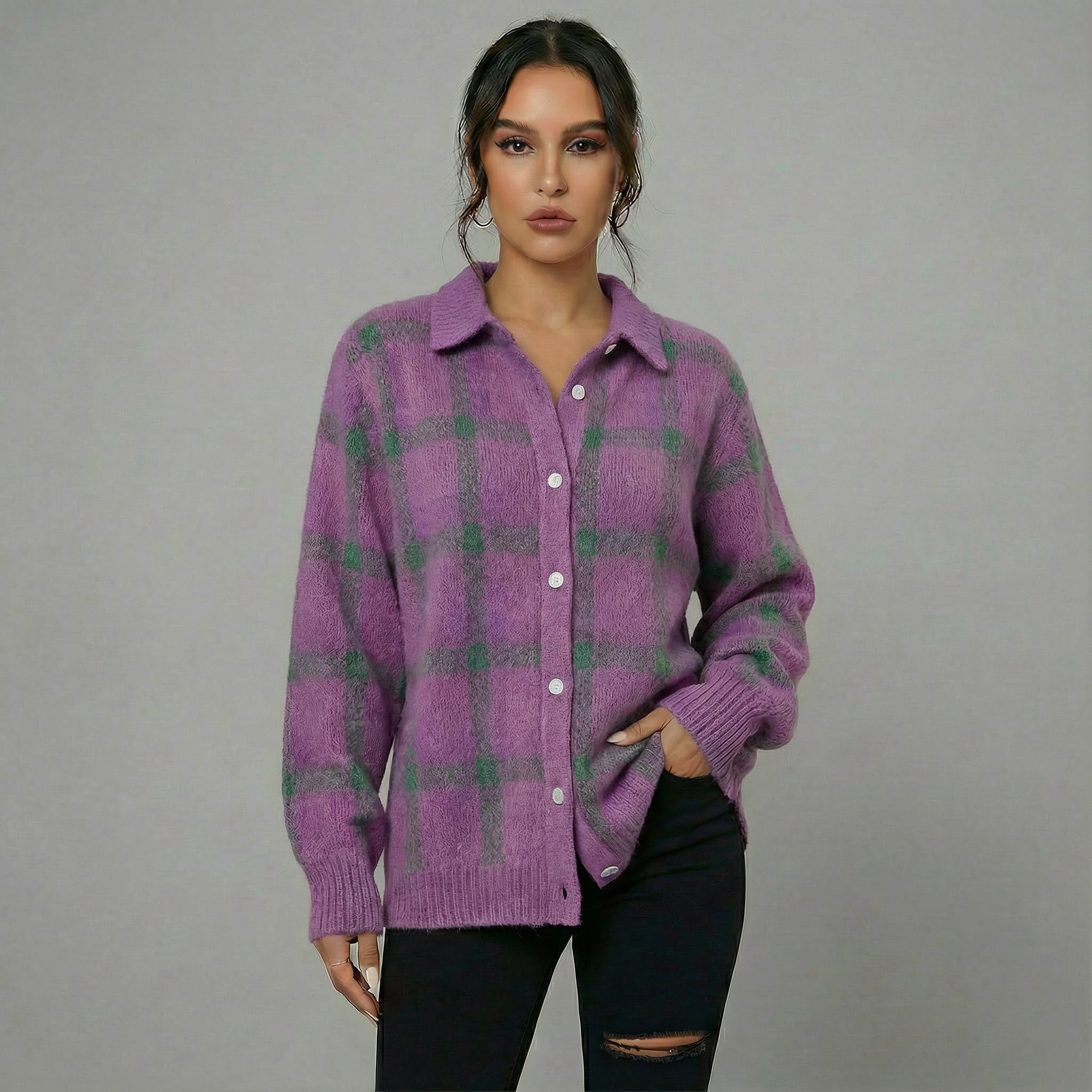 Langer Karodamen-Cardigan – Stylisch & Gemütlich